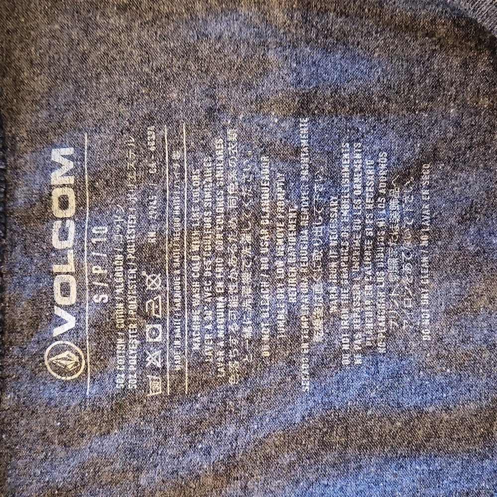 Volcom - Picture 2 of 3